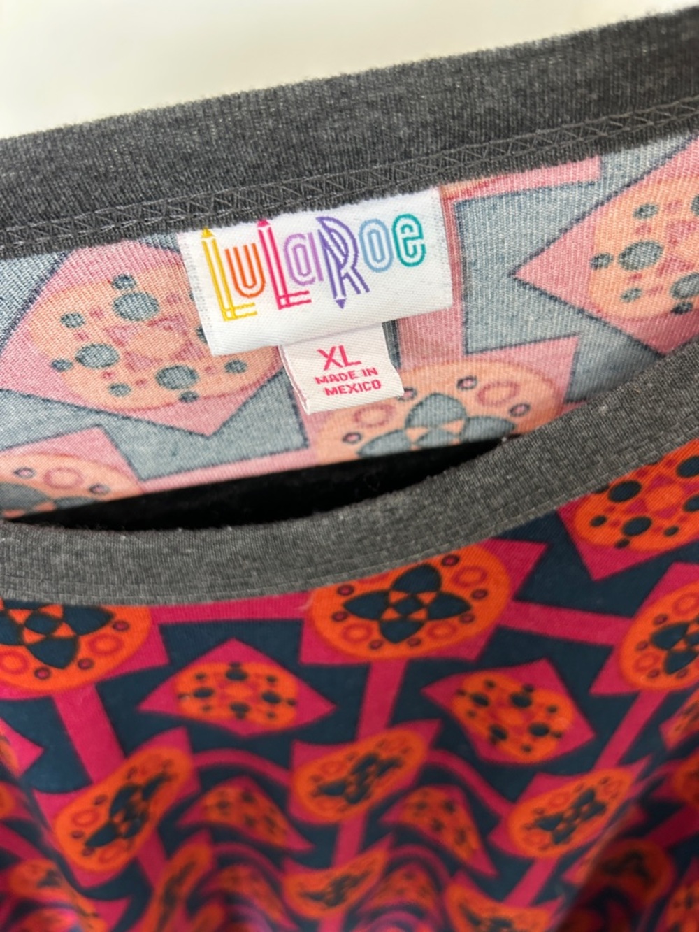 LuLaRoe Navy Tunic with Pink and Orange Geometric Motif xl - Picture 2 of 2